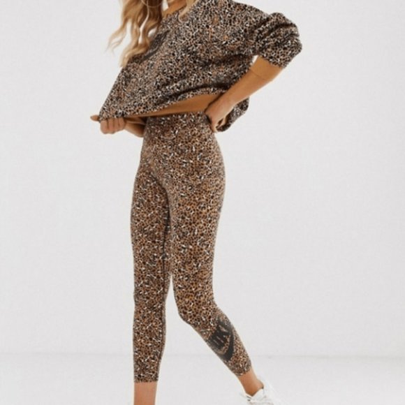 Nike CT6101 Animal Print Sport Activewear Legging - Picture 4 of 4